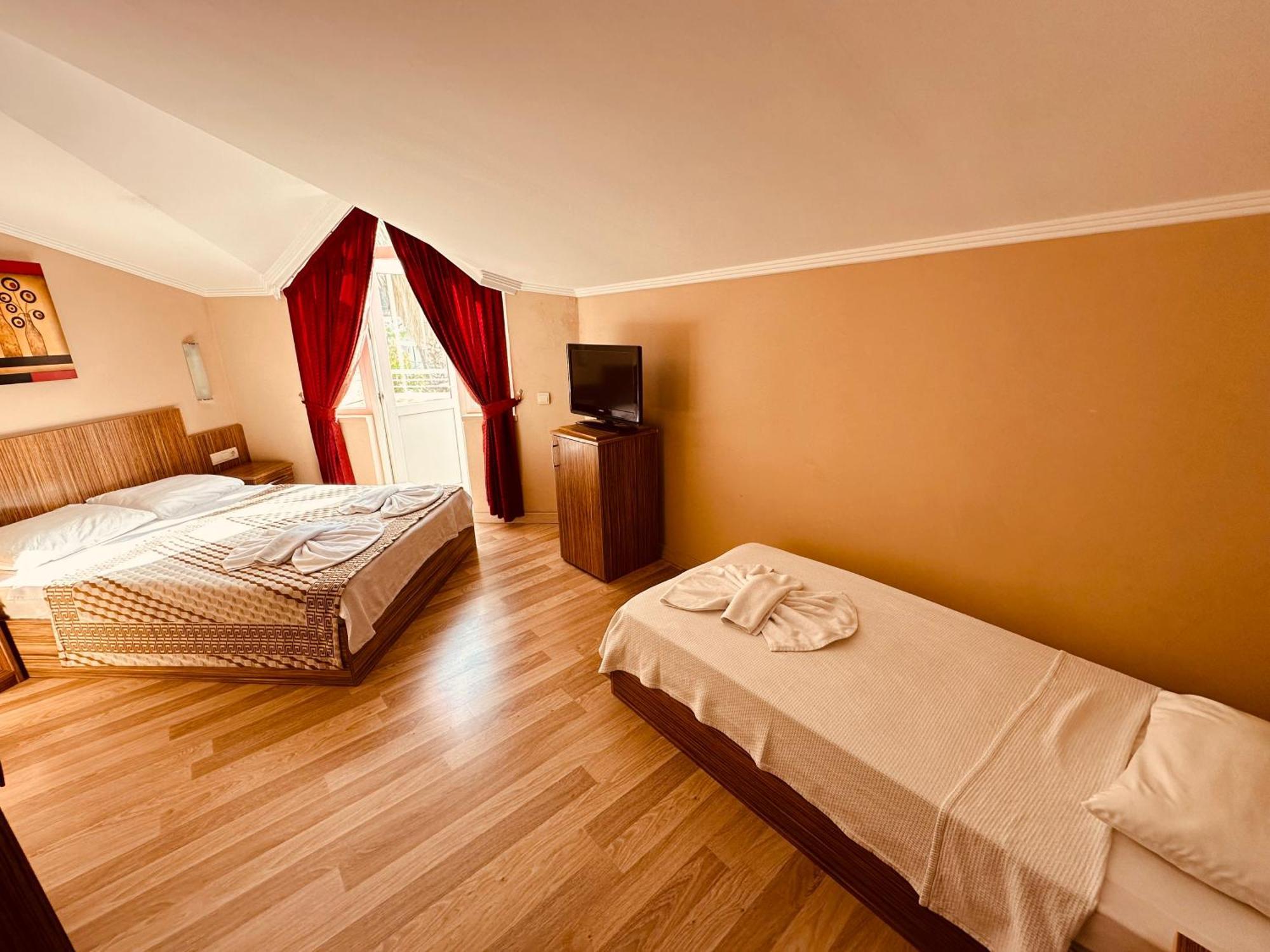 Havana Hotel 凯梅尔 外观 照片