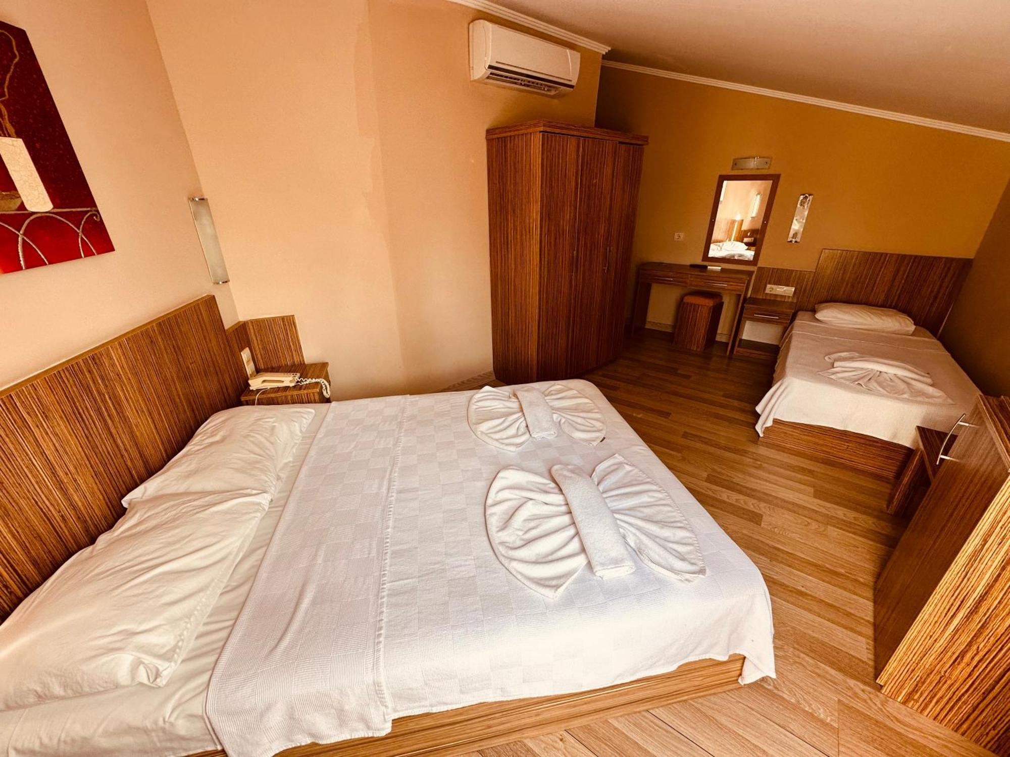 Havana Hotel 凯梅尔 外观 照片